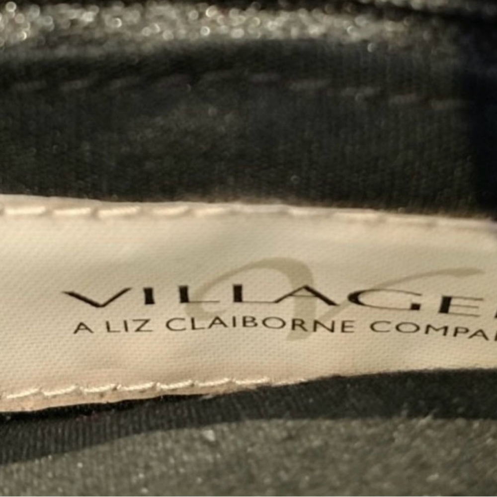 Villager, A Liz Claiborne Selection, Espresso Brown Leather Purse - Picture 5 of 7